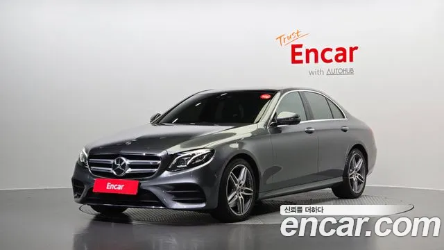 Mercedes-Benz E-Class E300 4MATIC AMG Line