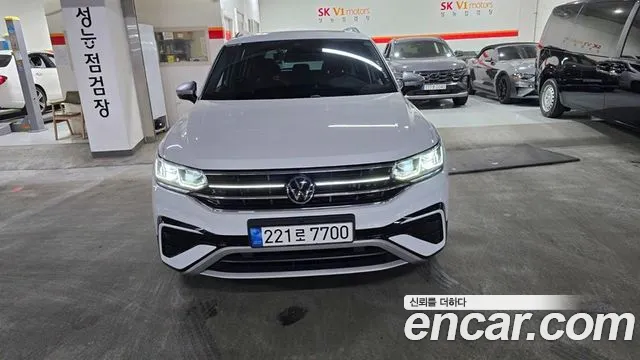 Volkswagen Tiguan 2.0 TSI Prestige