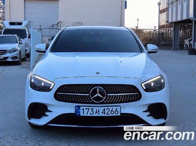 Mercedes-Benz E-Class E350 4MATIC AMG Line