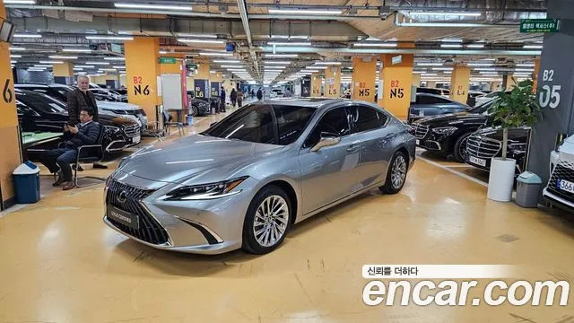 Lexus ES Executive