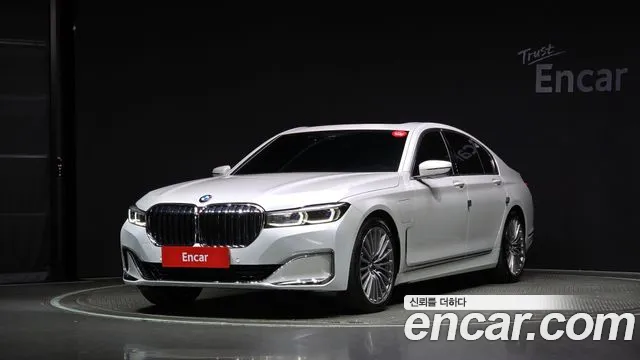 BMW 7-Series 745e iPerformance Design Pure Excellence