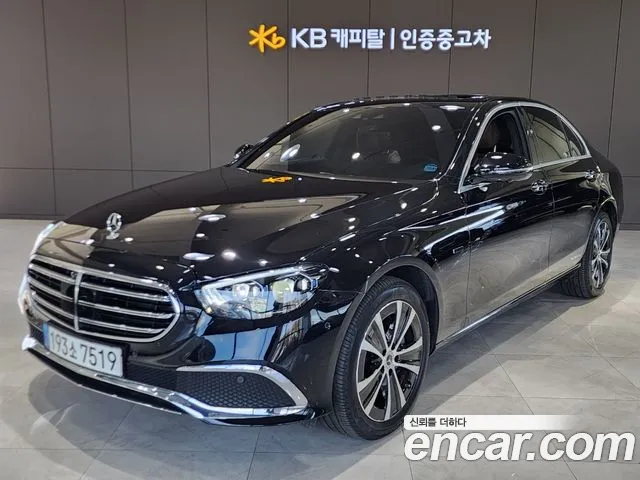 Mercedes-Benz E-Class E300e 4MATIC Exclusive