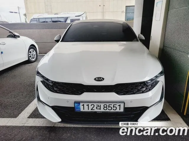 Kia K5 Signature