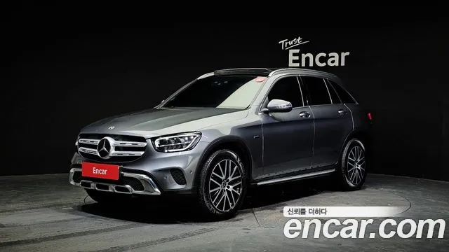 Mercedes-Benz GLC-Class GLC300e 4MATIC