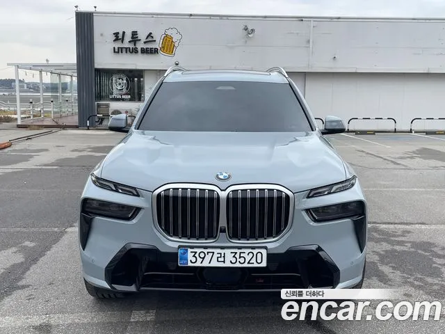 BMW X7 xDrive 40i M Sport 7STR