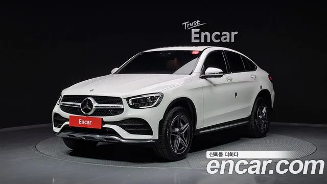 Mercedes-Benz GLC-Class GLC300e 4MATIC Coupe