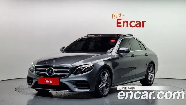 Mercedes-Benz E-Class E300 4MATIC AMG Line