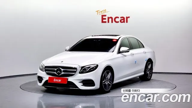 Mercedes-Benz E-Class E300 4MATIC AMG Line