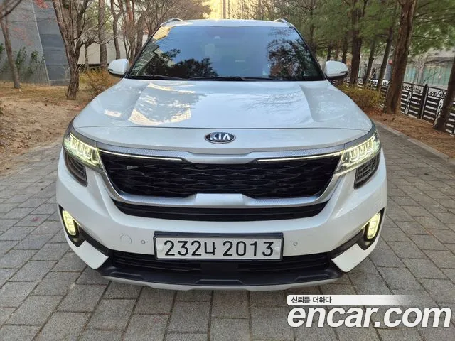 Kia Seltos Signature