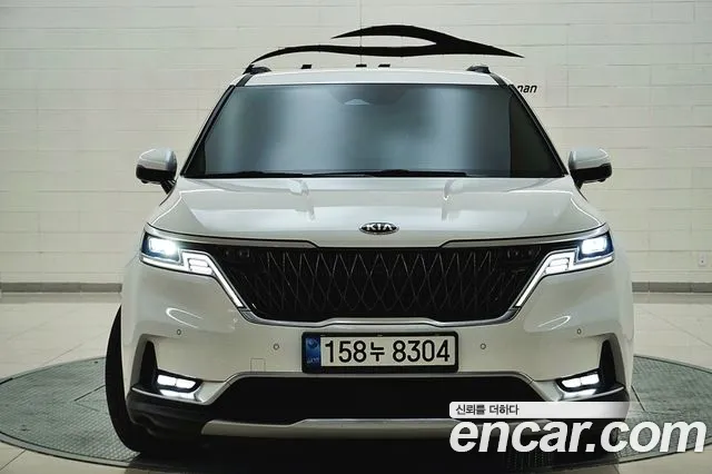 Kia Carnival 7-Seater Signature