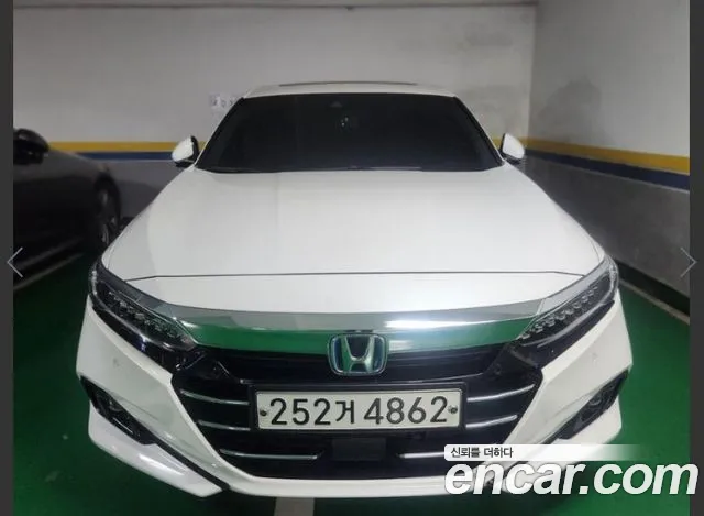 Honda Accord 2.0 Hybrid Touring