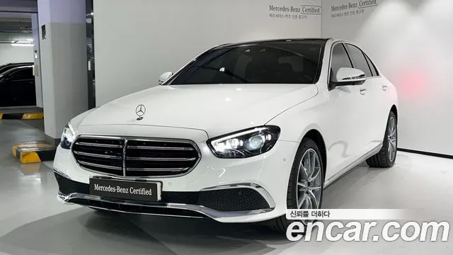 Mercedes-Benz E-Class E300e 4MATIC Exclusive