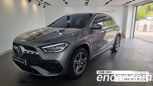 Mercedes-Benz GLA-Class GLA250 4MATIC