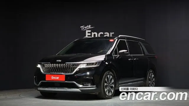 Kia Carnival 7-Seater Signature