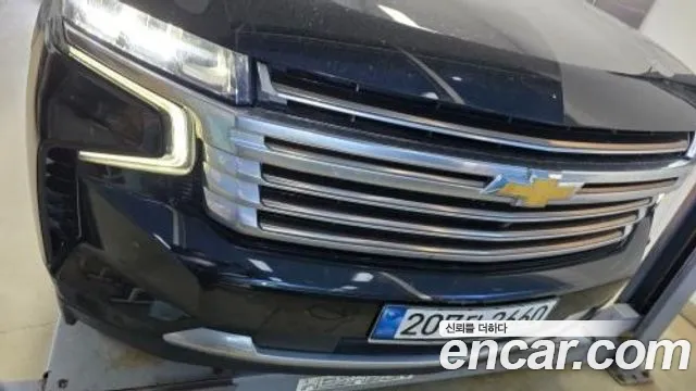 Chevrolet Suburban 6.2