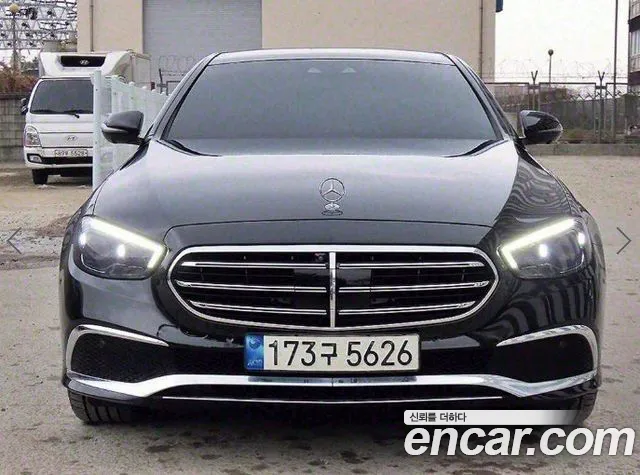 Mercedes-Benz E-Class E450 4MATIC Exclusive