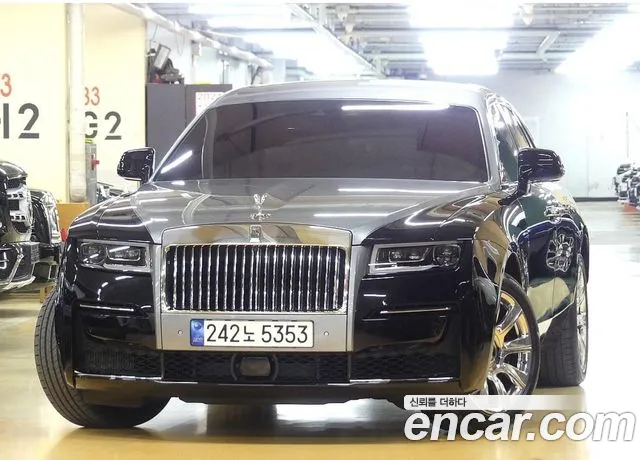 Rolls-Royce Ghost 6.7 V12