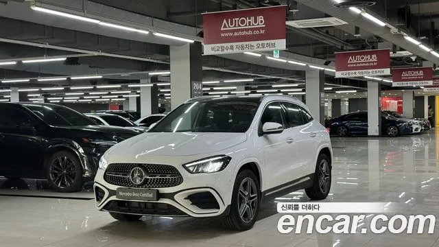 Mercedes-Benz GLA-Class GLA250 4MATIC