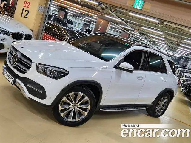 Mercedes-Benz GLE-Class GLE300d 4MATIC