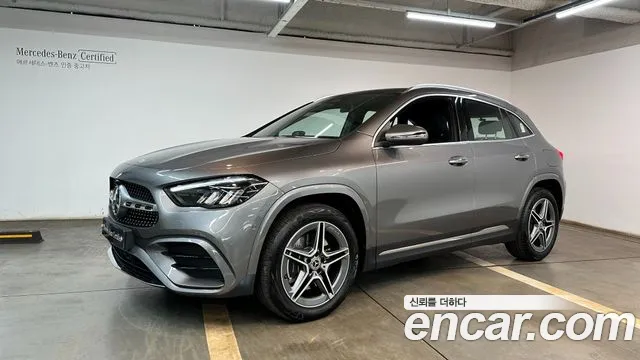 Mercedes-Benz GLA-Class GLA250 4MATIC