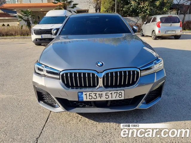 BMW 5-Series 530i xDrive M Sport Package