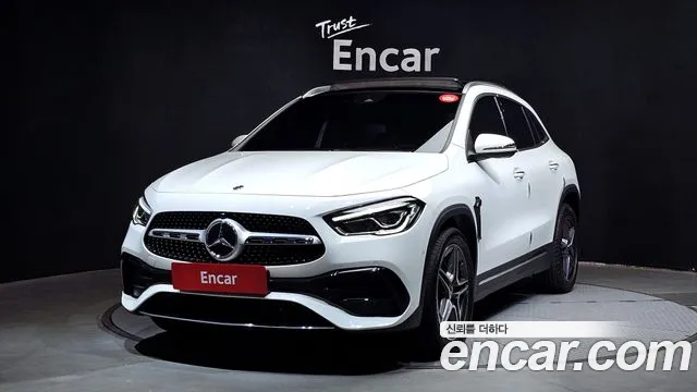 Mercedes-Benz GLA-Class GLA250 4MATIC