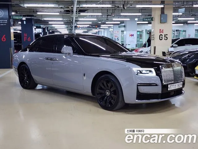 Rolls-Royce Ghost 6.7 V12