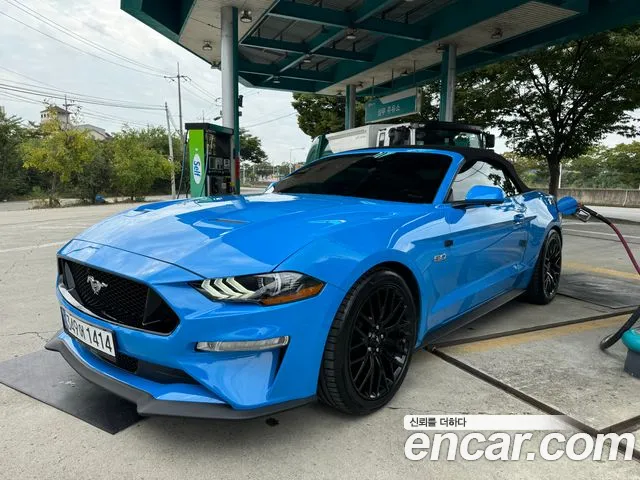 Ford Mustang GT Convertible