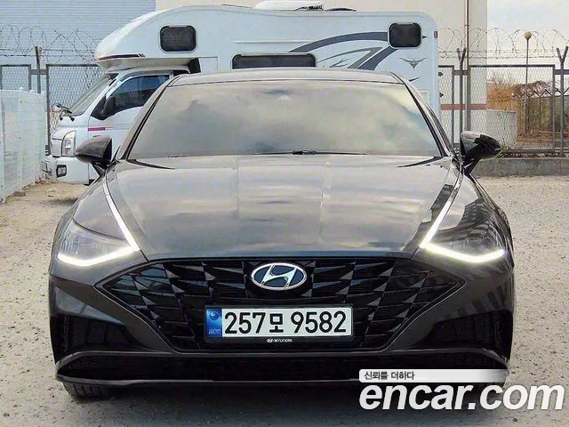 Hyundai Sonata Modern