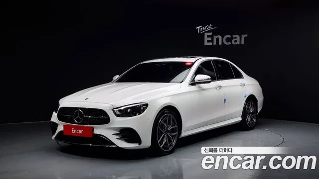 Mercedes-Benz E-Class E220d 4MATIC AMG Line