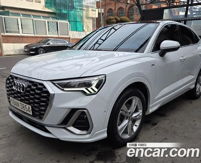 Audi Q3 35 TDI Premium Sportback