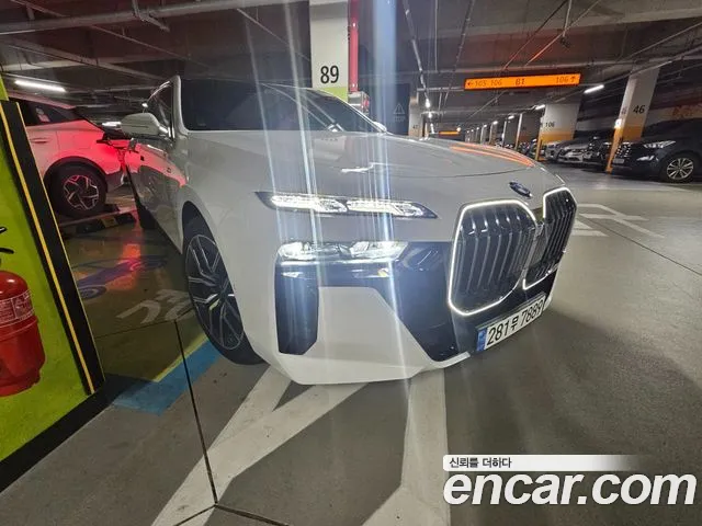 BMW 7-Series 740i sDrive M Sport