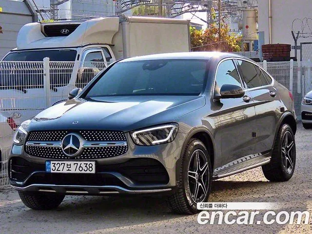 Mercedes-Benz GLC-Class GCL300 4MATIC Coupe