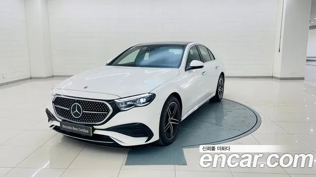 Mercedes-Benz E-Class E300 4MATIC AMG Line