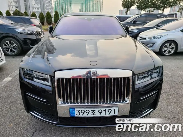 Rolls-Royce Ghost 6.7 EWB V12