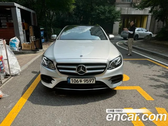 Mercedes-Benz E-Class E350 4MATIC AMG Line