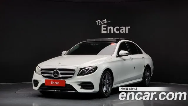 Mercedes-Benz E-Class E300 4MATIC Exclusive