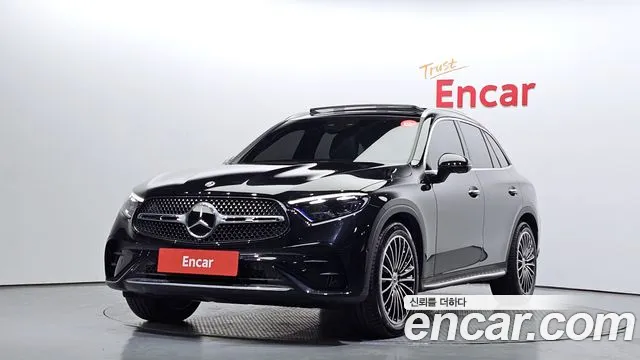 Mercedes-Benz GLC-Class GLC300 4MATIC AMG Line