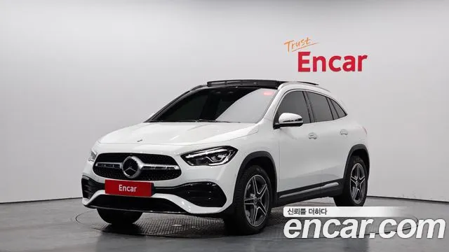 Mercedes-Benz GLA-Class GLA250 4MATIC