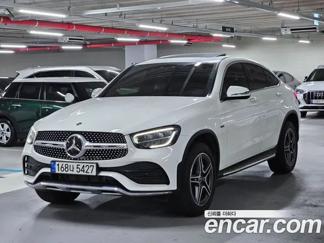 Mercedes-Benz GLC-Class GLC300e 4MATIC Coupe