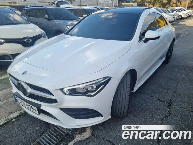 Mercedes-Benz CLA-Class CLA250 4MATIC