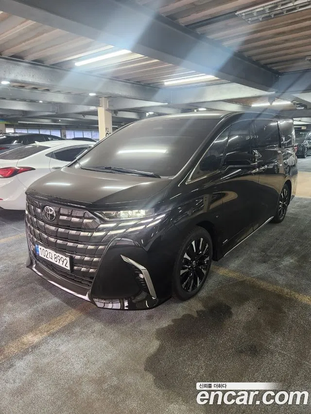 Toyota Alphard Executive Lounge